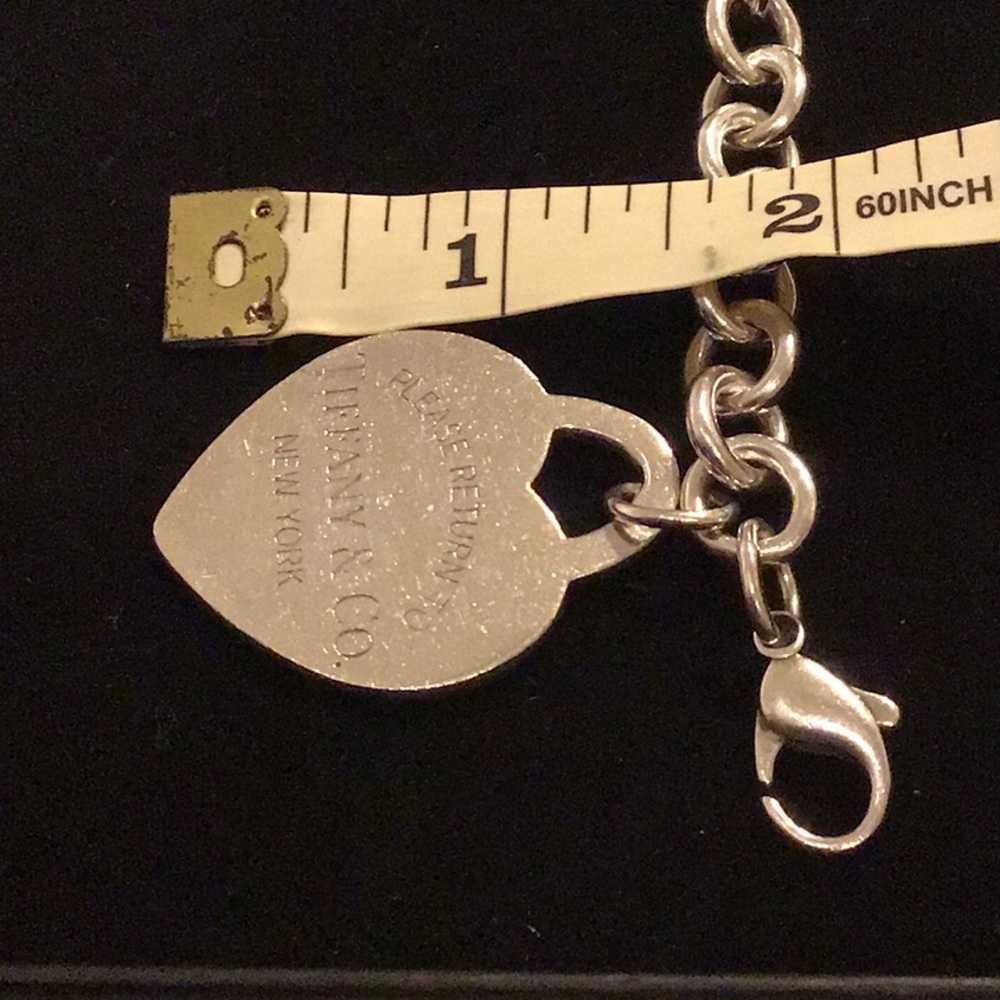 Tiffany &Co XLARGE HEART Bracelet - Picture 6 of 7